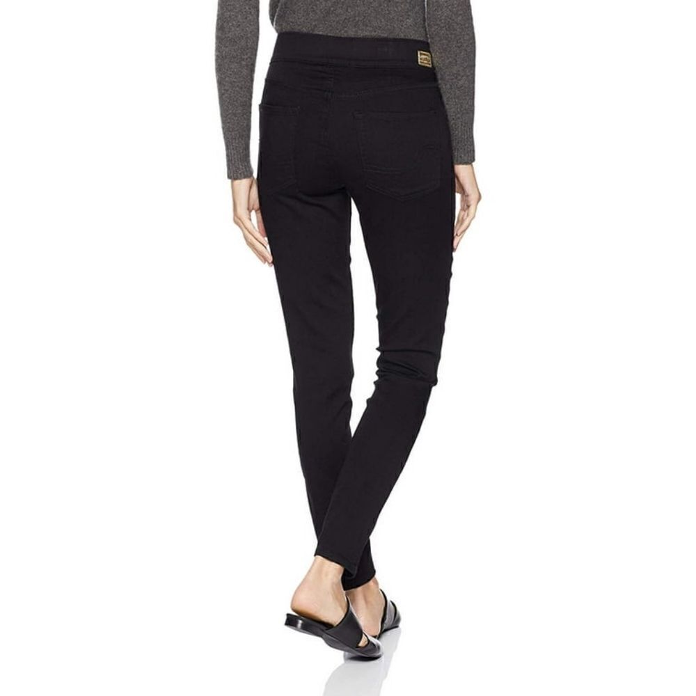 Signature Levi Strauss Skinny Jeans, Pull-On Style”“Gold Label Totall